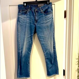 AG Blue Denim Jeans cropped, great fit!